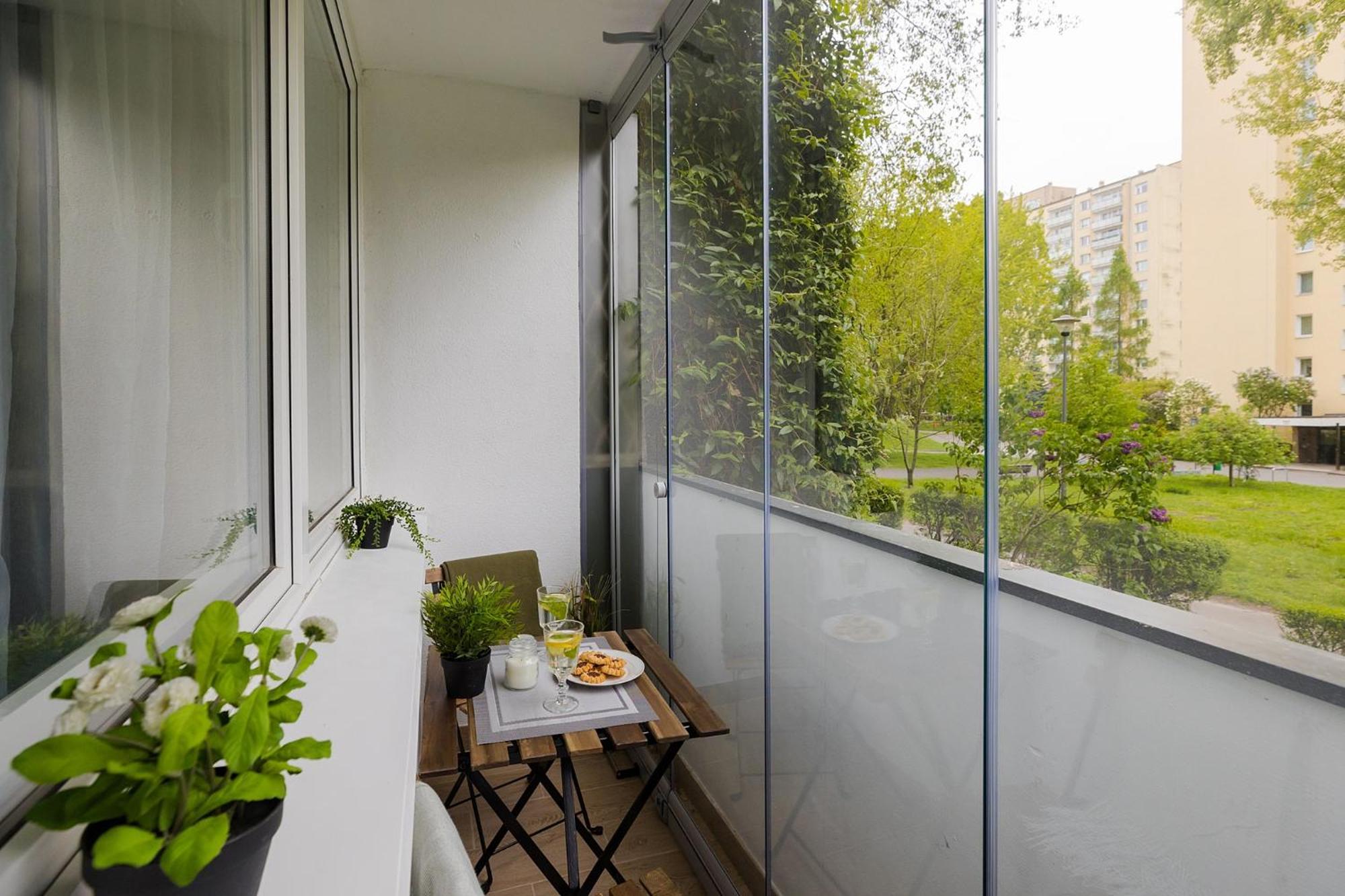 Mia Metro Station, Reymonta Appartement Warschau Buitenkant foto